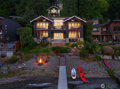 Photo of 1624 Mallard Lane, Bellevue, WA 98008 (MLS # 2572332)