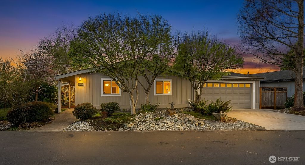 Photo of 23716 9th Place W, Bothell, WA 98021 (MLS # 2478945)