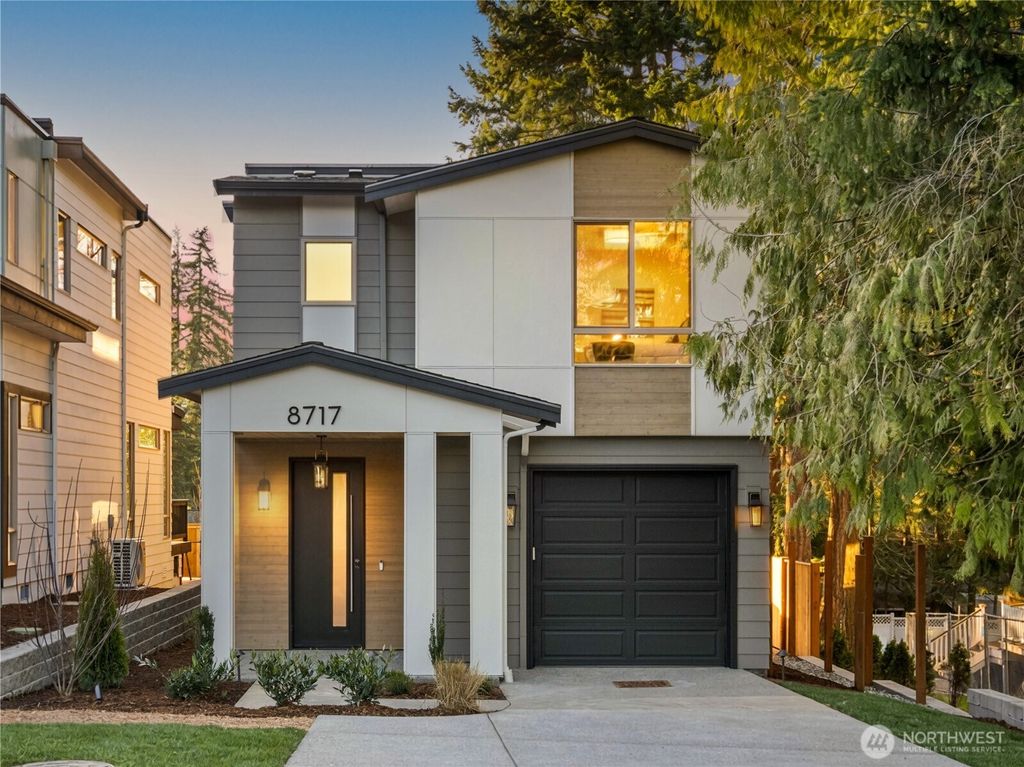 Photo of 8717 126th Avenue NE, Kirkland, WA 98033 (MLS # 2470319)