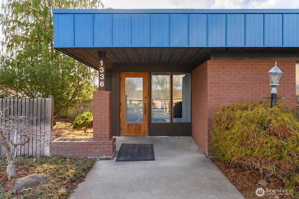 Photo of 1336 E Hunter Place, Moses Lake, WA 98837 (MLS # 2483567)