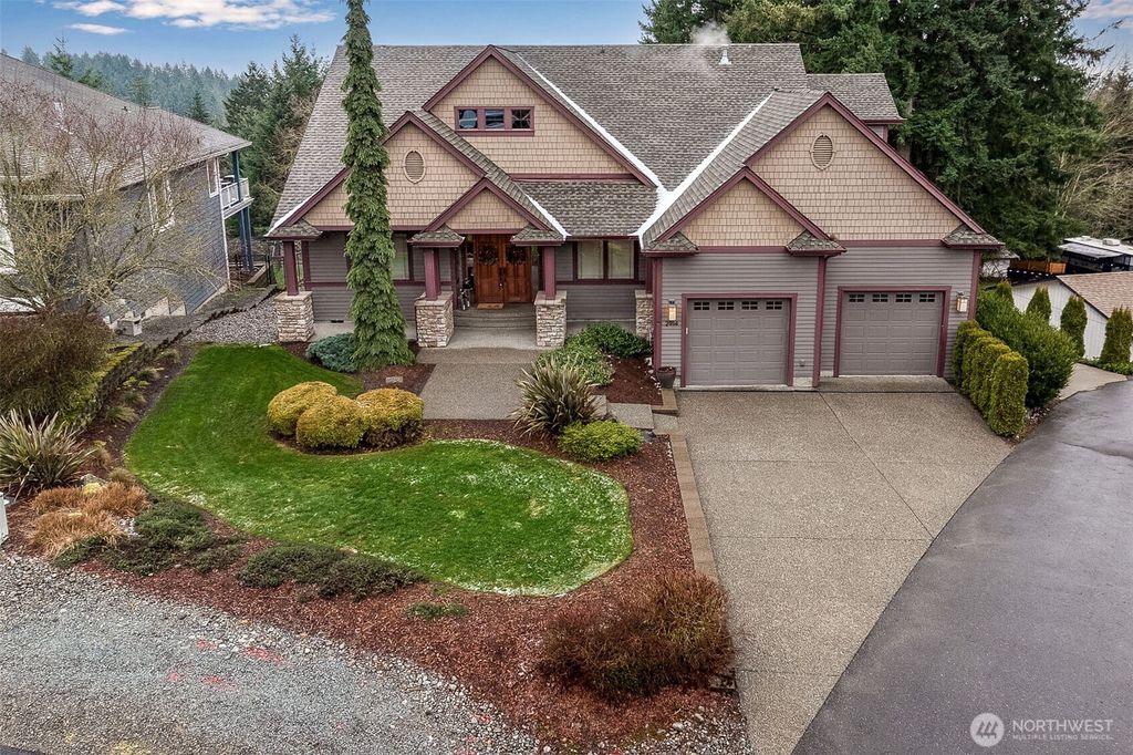 Photo of 2914 170th Avenue E, Lake Tapps, WA 98391 (MLS # 2475848)