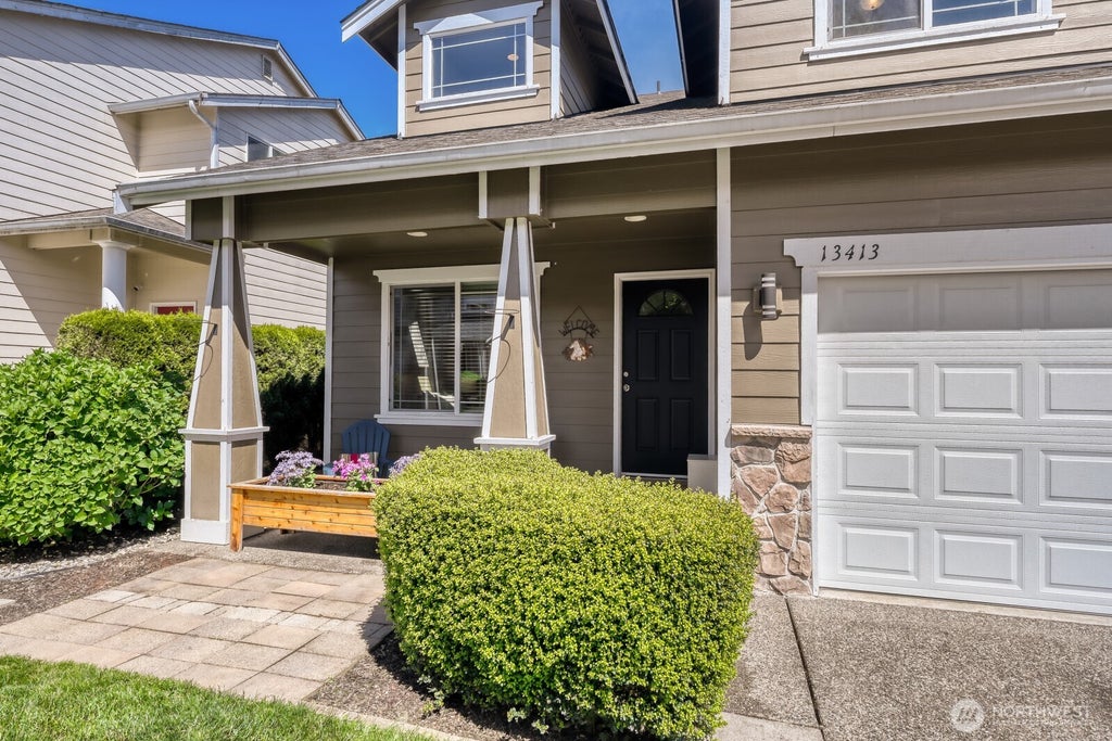 Photo of 13413 32nd Drive SE, Mill Creek, WA 98012 (MLS # 2585655)
