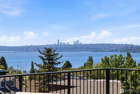Photo of 120 15th Avenue, Kirkland, WA 98033 (MLS # 2566769)