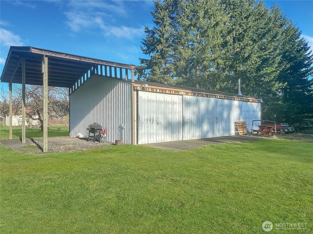 Photo of 838 8 King Road, Winlock, WA 98596 (MLS # 2469984)
