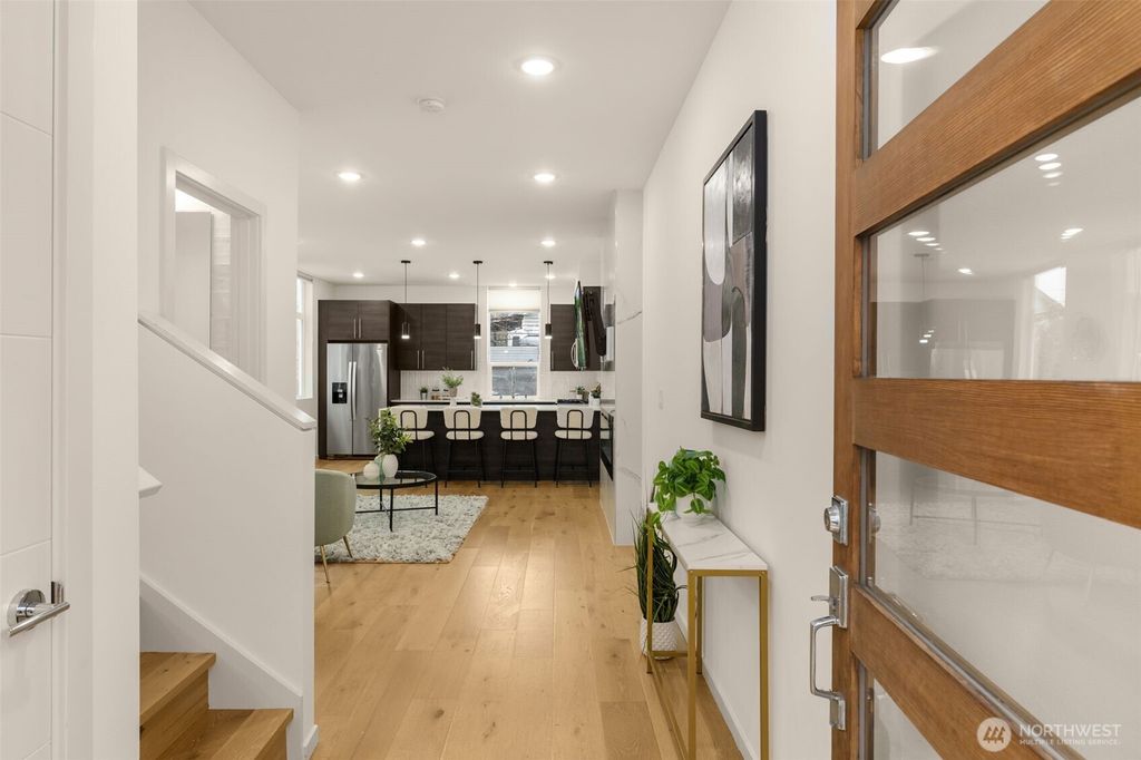 Photo of 9248 17th Avenue SW #A, Seattle, WA 98106 (MLS # 2487994)