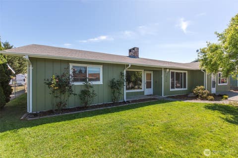 Photo of 717 E Spruce Street, Sequim, WA 98382 (MLS # 2535494)