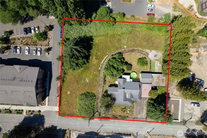423 Franz Anderson Road SE
