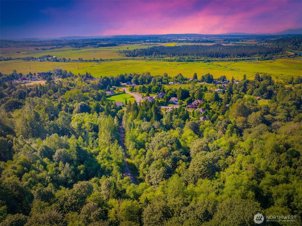 Photo of 5555 70th Drive SE, Snohomish, WA 98290 (MLS # 2449118)