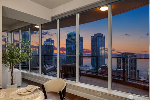 Photo of 1920 4th Avenue #2702, Seattle, WA 98101 (MLS # 2488875)