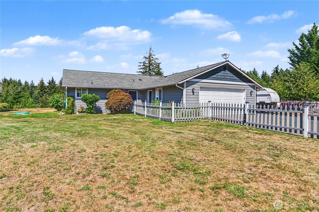 Photo of 251 E Nikki Lane, Belfair, WA 98528 (MLS # 2564514)