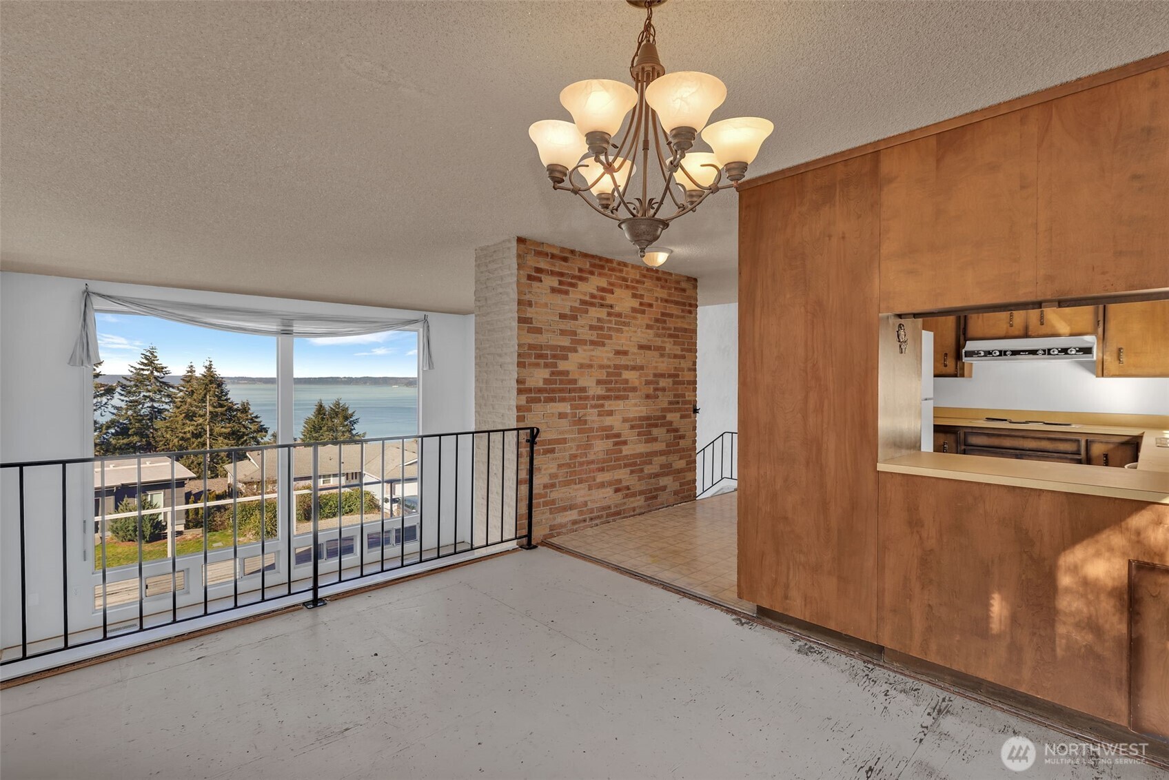 Tacoma, Washington 98422, United States, 3 Bedrooms Bedrooms, ,3 BathroomsBathrooms,Residential,Active,79427