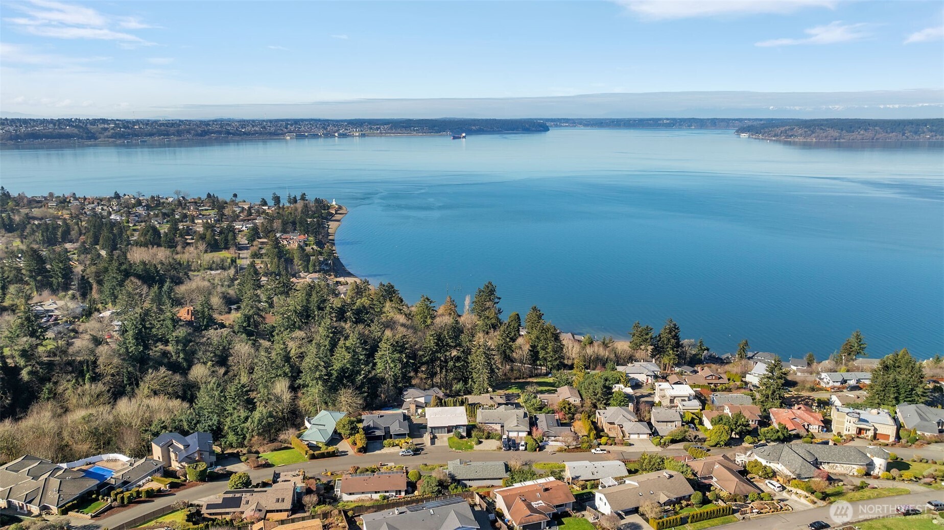 Tacoma, Washington 98422, United States, 3 Bedrooms Bedrooms, ,3 BathroomsBathrooms,Residential,Active,79427