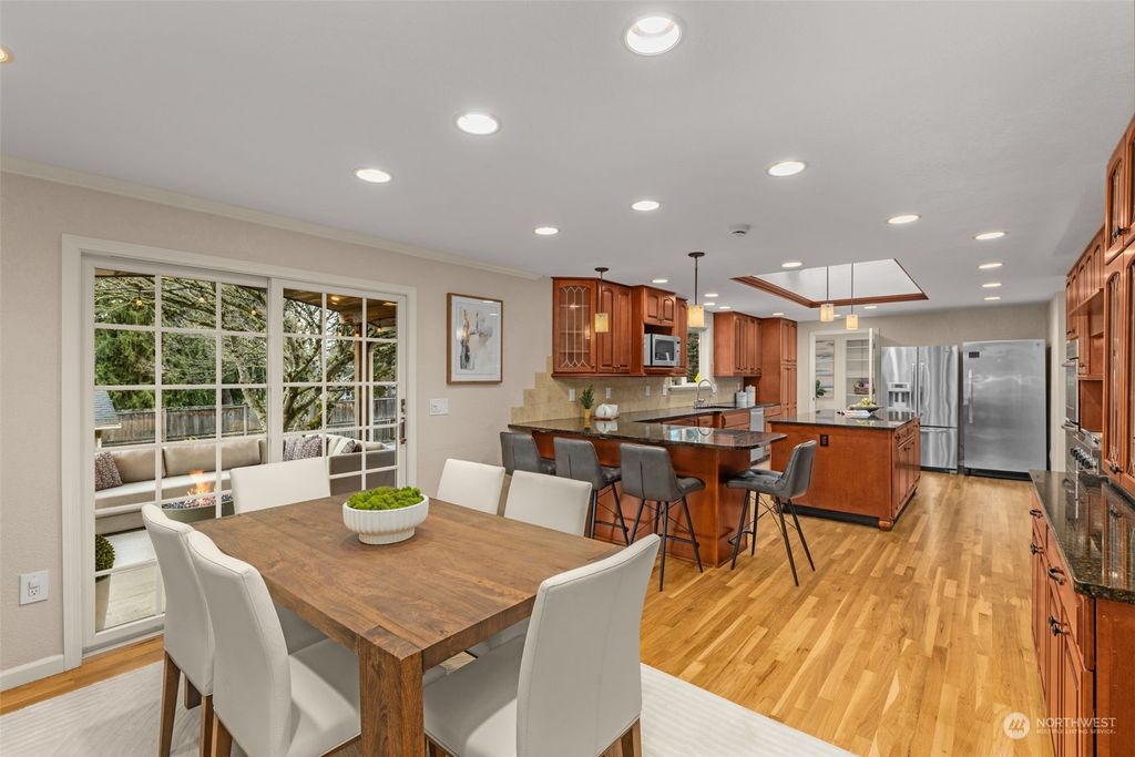 Photo of 6303 129th Avenue SE, Bellevue, WA 98006 (MLS # 2318775)