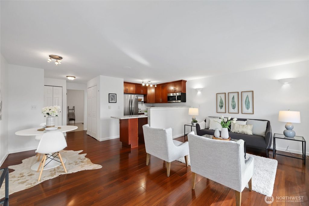 Photo of 601 14th Avenue E #303, Seattle, WA 98112 (MLS # 2343562)