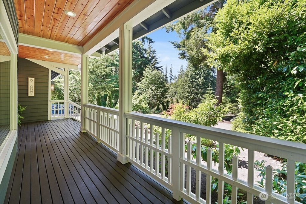 Photo of 7516 181st Place SW, Edmonds, WA 98026 (MLS # 2390808)