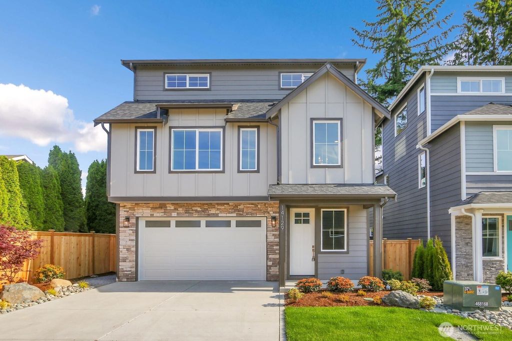 Photo of 14129 15th Avenue W, Lynnwood, WA 98087 (MLS # 2420238)