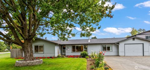 Photo of 6732 La Bello Drive, Lynden, WA 98264 (MLS # 2424736)