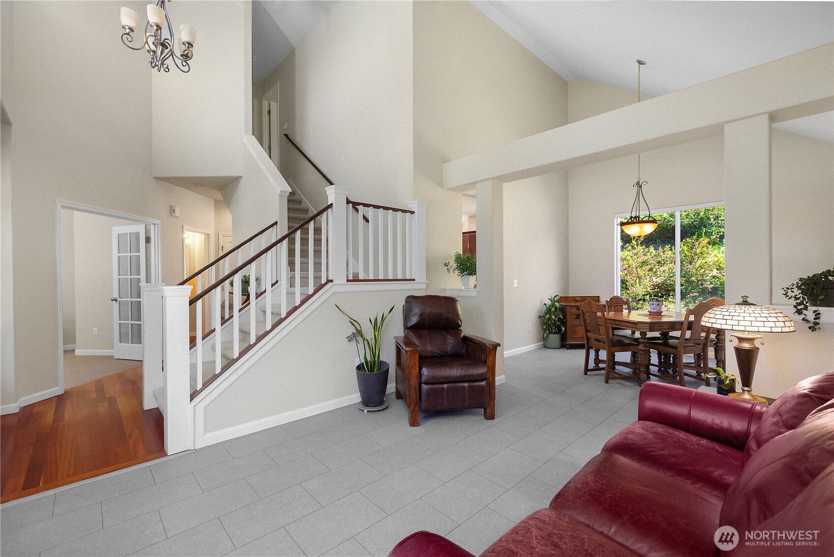 1442 Ridgeview Loop SW