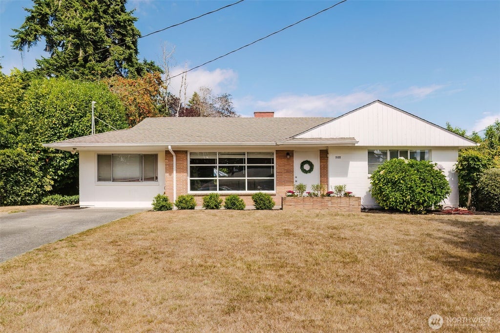 Photo of 2122 NE Sunrise Drive, Bremerton, WA 98310 (MLS # 2576374)