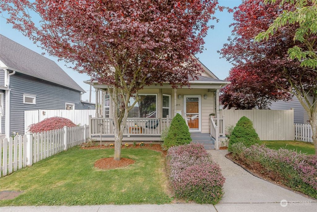 Photo of 1815 Colby Avenue, Everett, WA 98201 (MLS # 2066022)