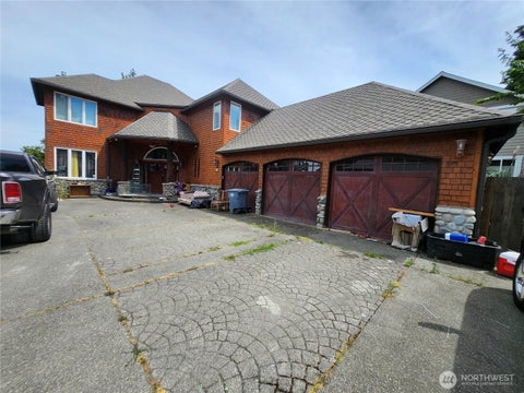 Photo of 7914 Nixon Avenue SW, Lakewood, WA 98498 (MLS # 2575700)