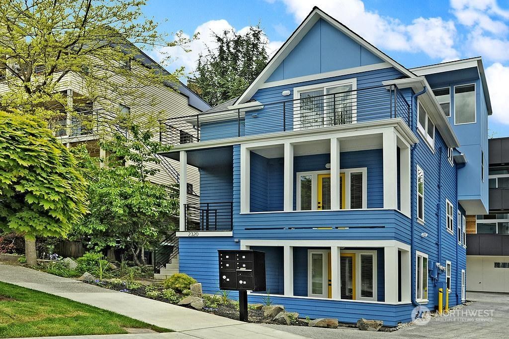 Photo of 2320 E Denny Way, Seattle, WA 98122 (MLS # 2170551)