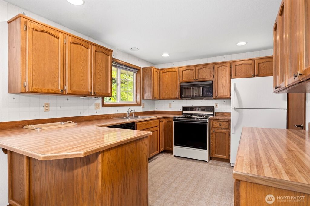 listing image 9367898465324092321