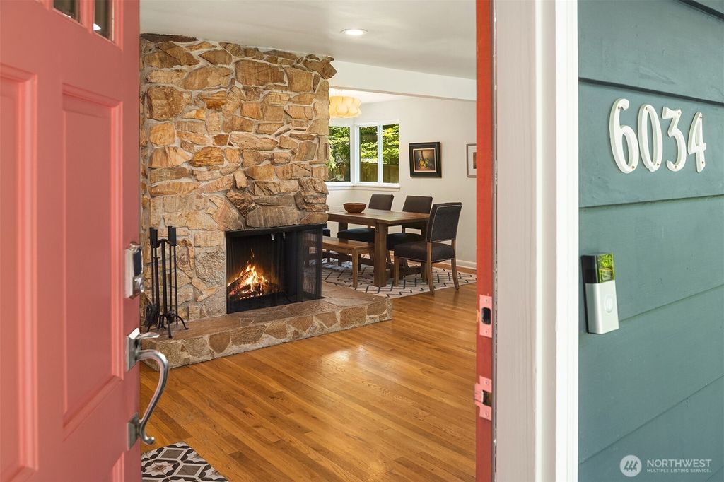 Photo of 6034 40th Avenue NE, Seattle, WA 98115 (MLS # 2393745)