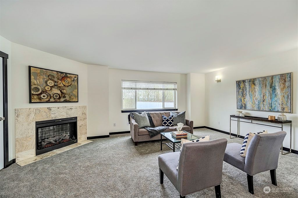 Photo of 1138 Chestnut Court #13, Everett, WA 98201 (MLS # 2058136)
