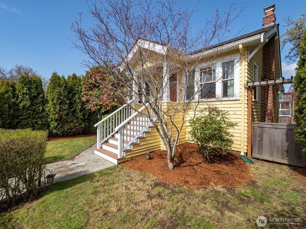 Photo of 2308 N 62nd Street, Seattle, WA 98103 (MLS # 2355194)