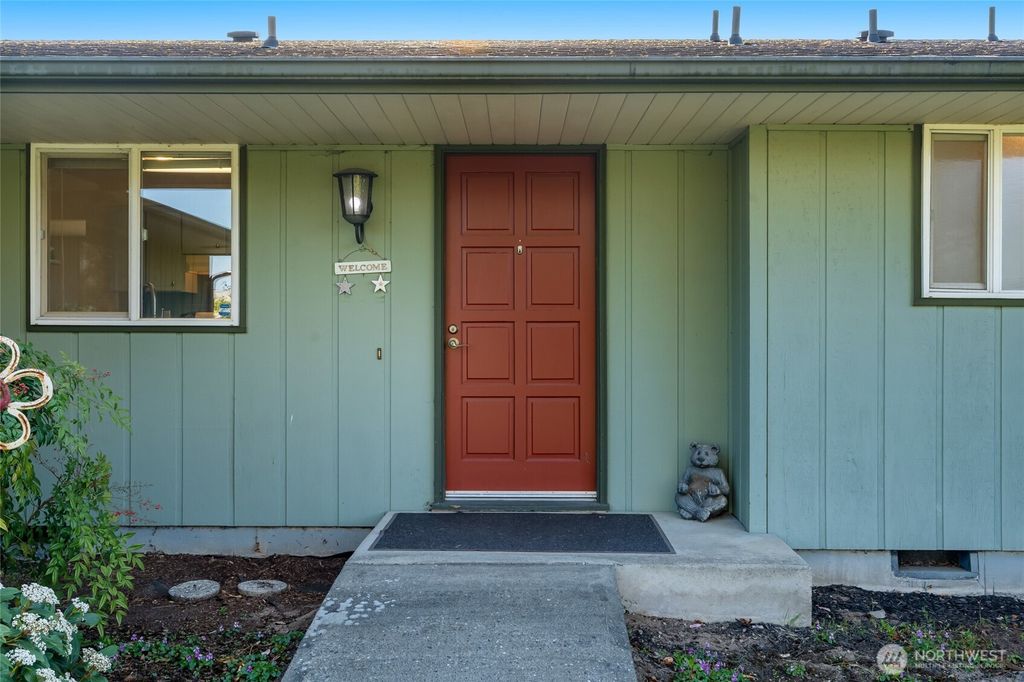 Photo of 16915 52nd Avenue NE, Arlington, WA 98223 (MLS # 2364319)
