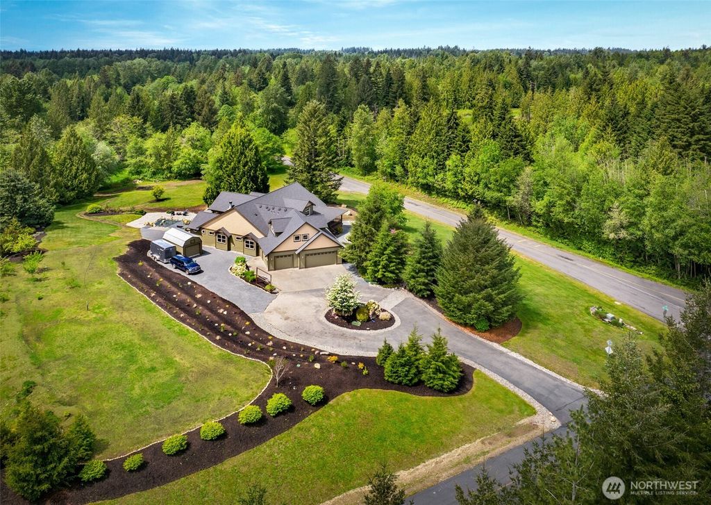 Photo of 11918 123rd Avenue NE, Lake Stevens, WA 98258 (MLS # 2525816)