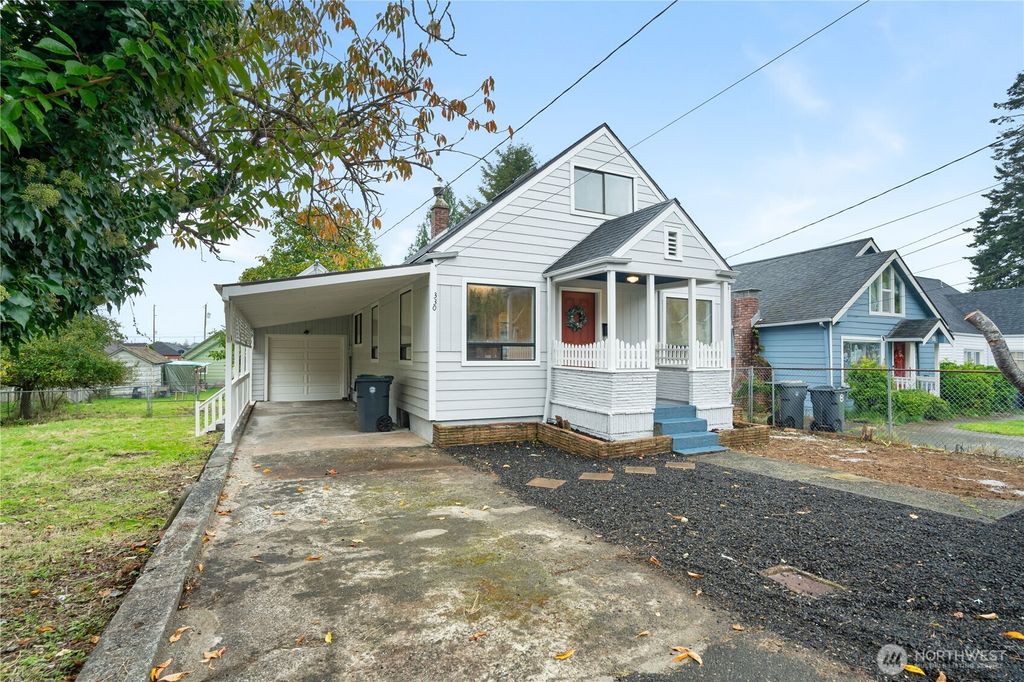 Photo of 330 Wheeler Avenue, Hoquiam, WA 98550 (MLS # 2449138)