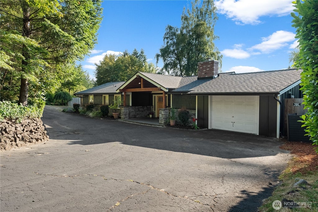 Photo of 8520 David Day Drive NW, Gig Harbor, WA 98332 (MLS # 2554815)