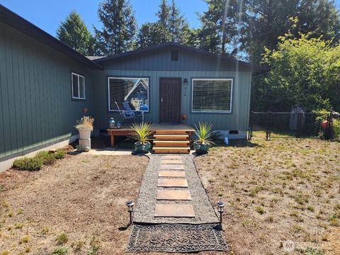 Photo of 214 S Narwhal Loop SW, Ocean Shores, WA 98569 (MLS # 2424371)