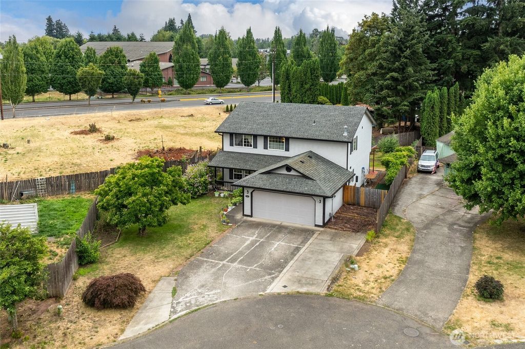 Photo of 5309 NE 100th Circle CIR, Vancouver, WA 98686 (MLS # 2552715)