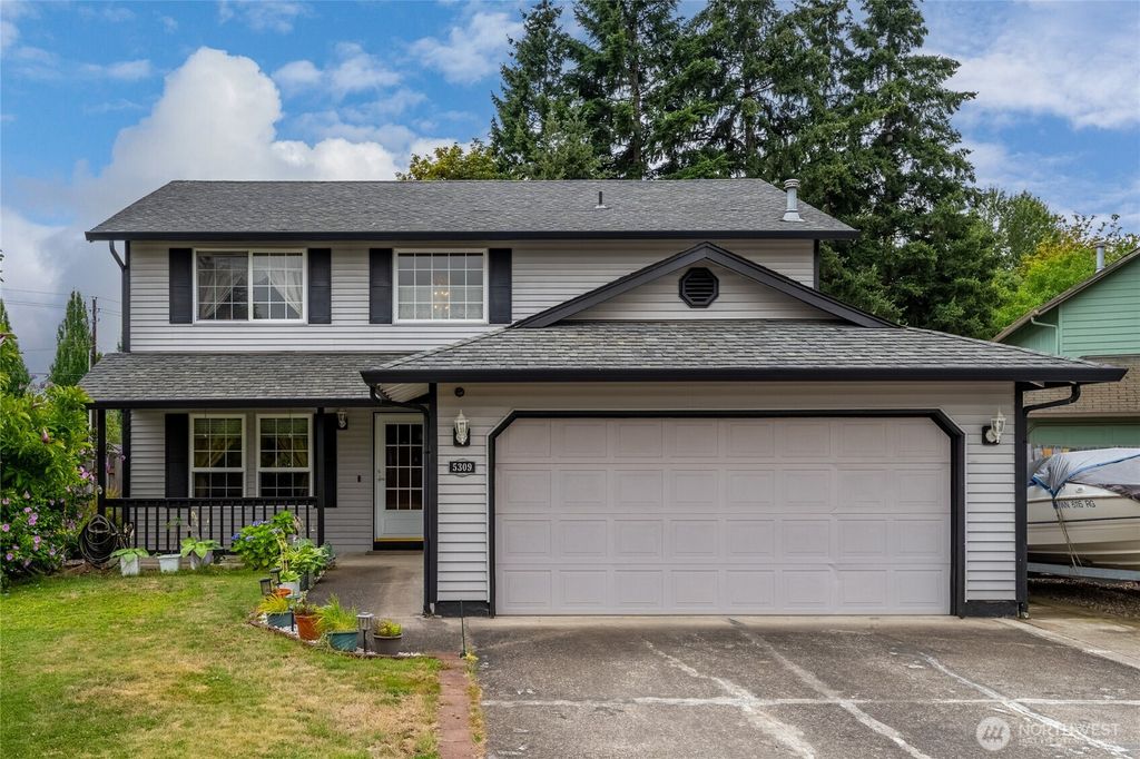 Photo of 5309 NE 100th Circle CIR, Vancouver, WA 98686 (MLS # 2552715)