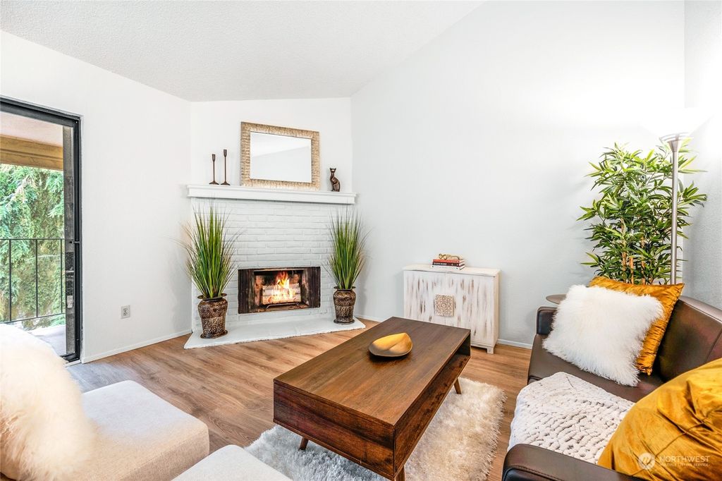 Photo of 14331 124th Avenue NE #C25, Kirkland, WA 98034 (MLS # 2209249)