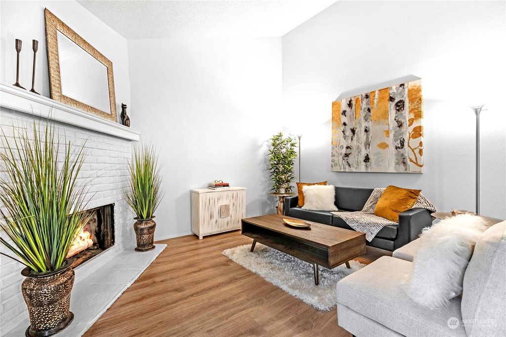 Photo of 14331 124th Avenue NE #C25, Kirkland, WA 98034 (MLS # 2209249)