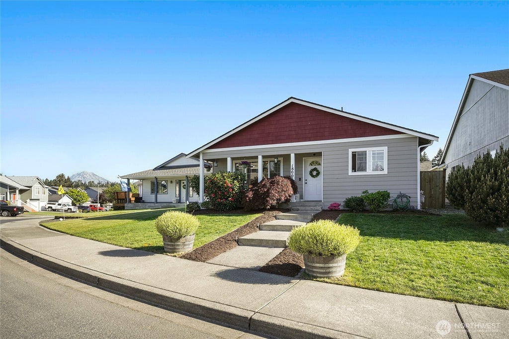 Photo of 18001 109th Street Ct E, Bonney Lake, WA 98391 (MLS # 2522238)