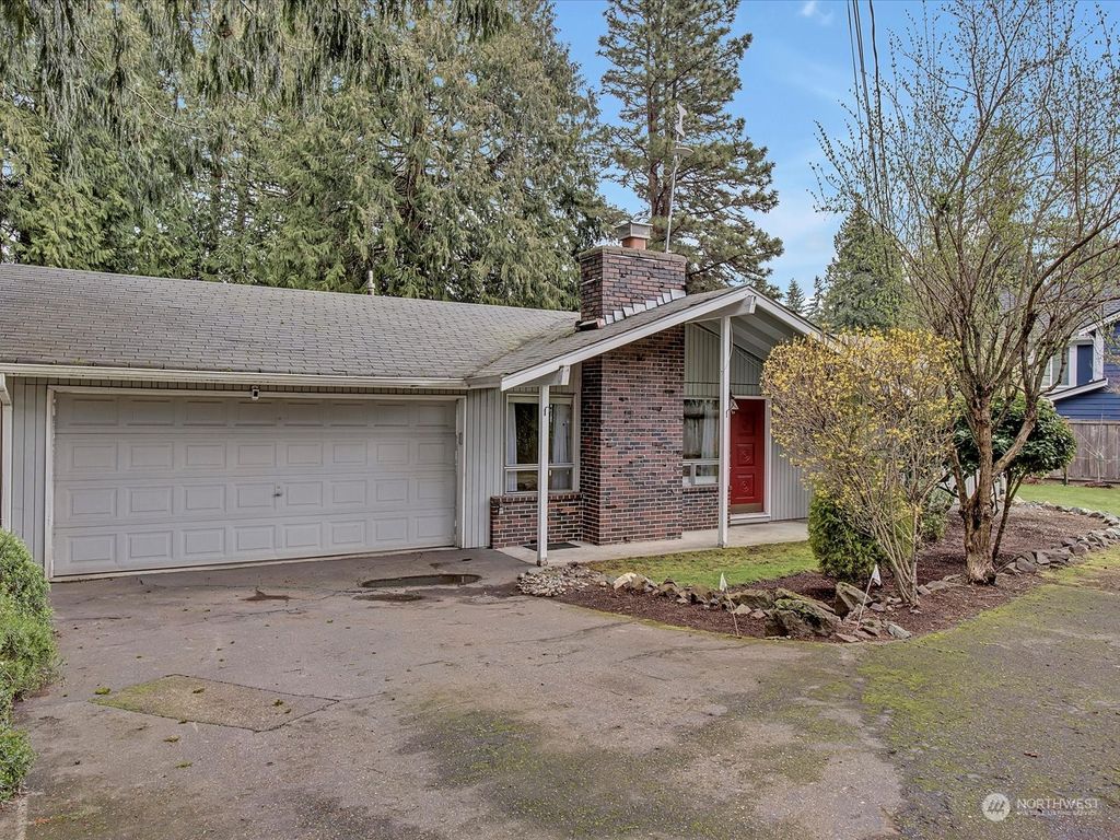 Photo of 7532 126th Avenue NE, Kirkland, WA 98033 (MLS # 2205635)
