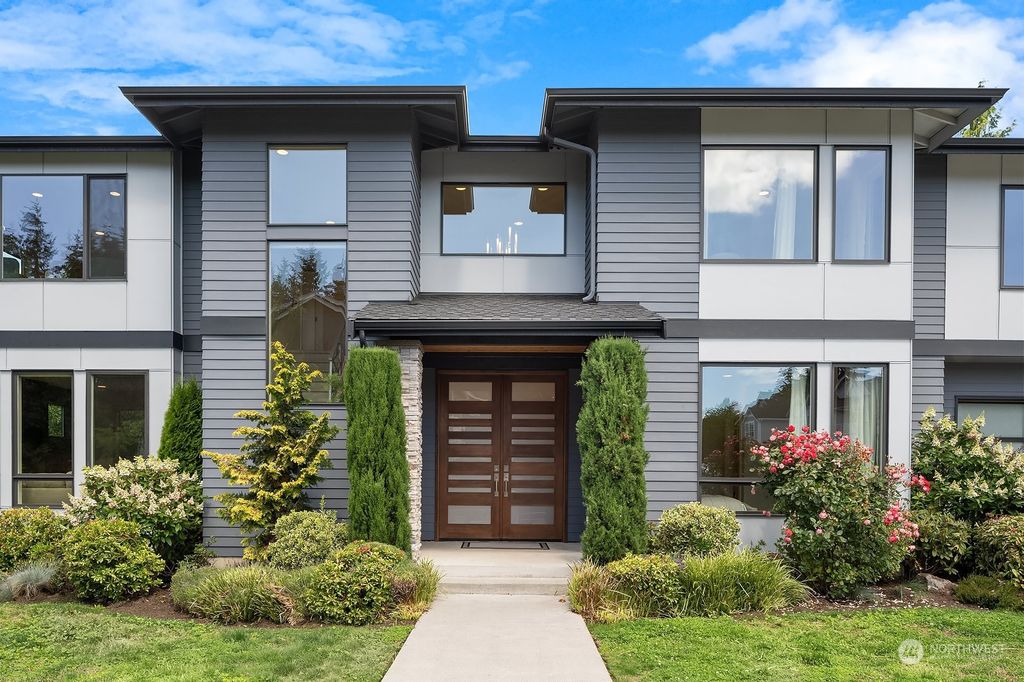 Photo of 13029 85th Avenue NE, Kirkland, WA 98034 (MLS # 2272464)