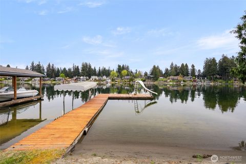Photo of 2403 185th Avenue E, Lake Tapps, WA 98391 (MLS # 2508757)