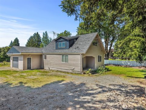 Photo of 29041 112th Avenue SE, Auburn, WA 98092 (MLS # 2499350)