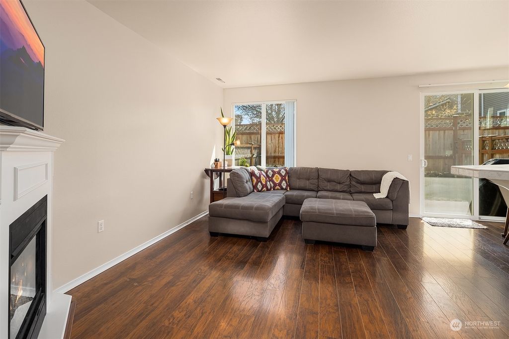 Photo of 3115 SE 10th Street #1018, Renton, WA 98058 (MLS # 2056261)