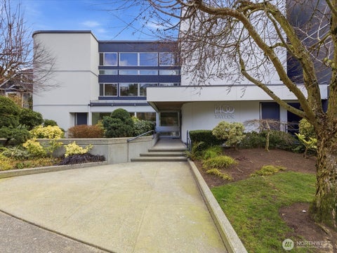 Photo of 1400 Taylor Avenue N #201, Seattle, WA 98109 (MLS # 2557428)
