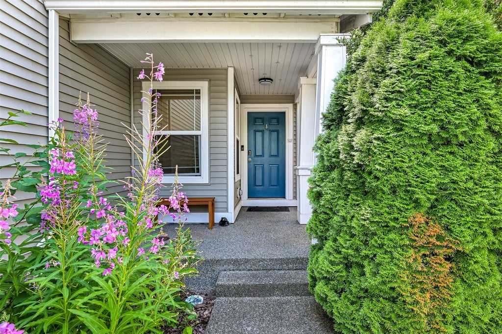 Photo of 4663 Glacier Street, Mount Vernon, WA 98273 (MLS # 2597686)