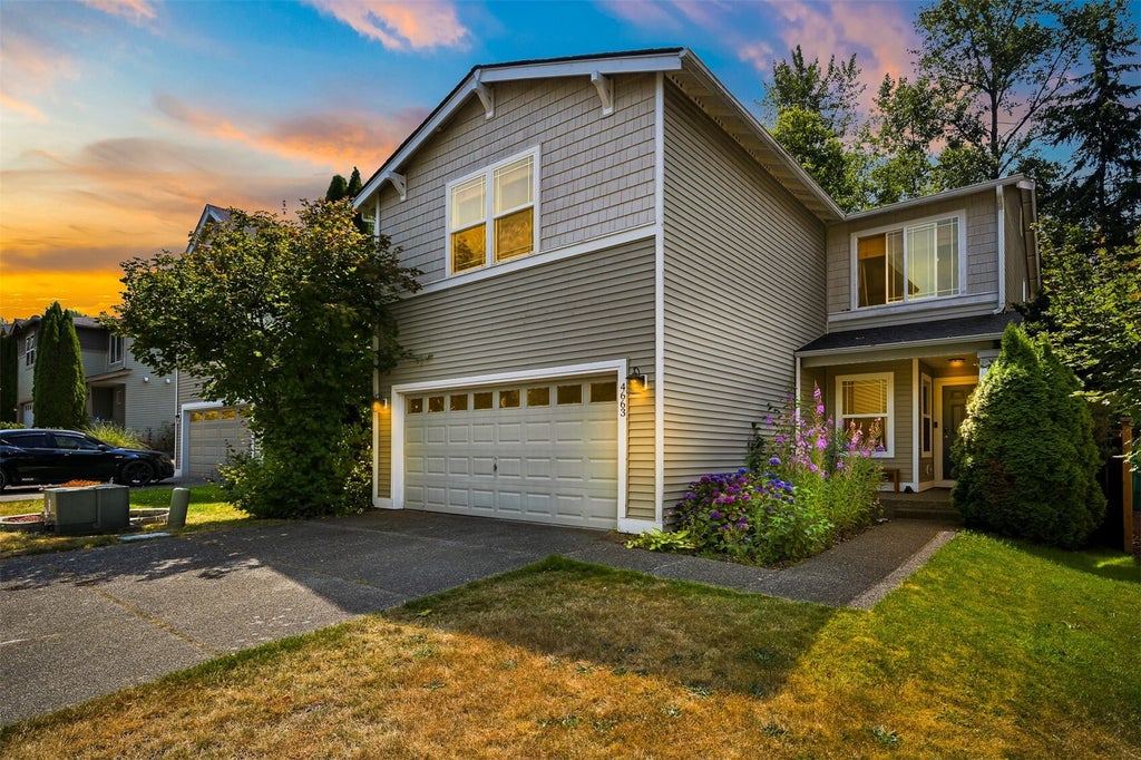 Photo of 4663 Glacier Street, Mount Vernon, WA 98273 (MLS # 2597686)