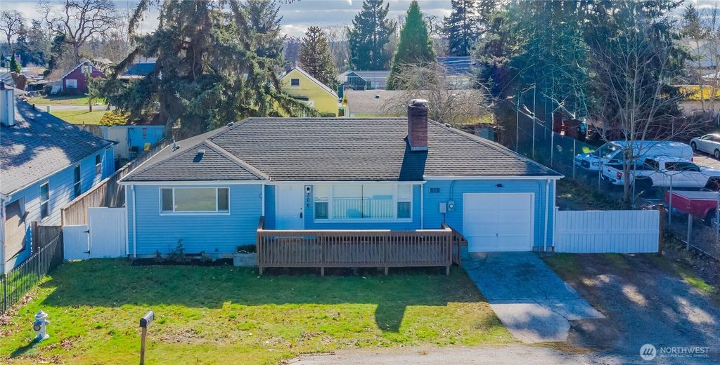 Photo of 306 122nd St S St, Tacoma, WA 98444 (MLS # 2485185)