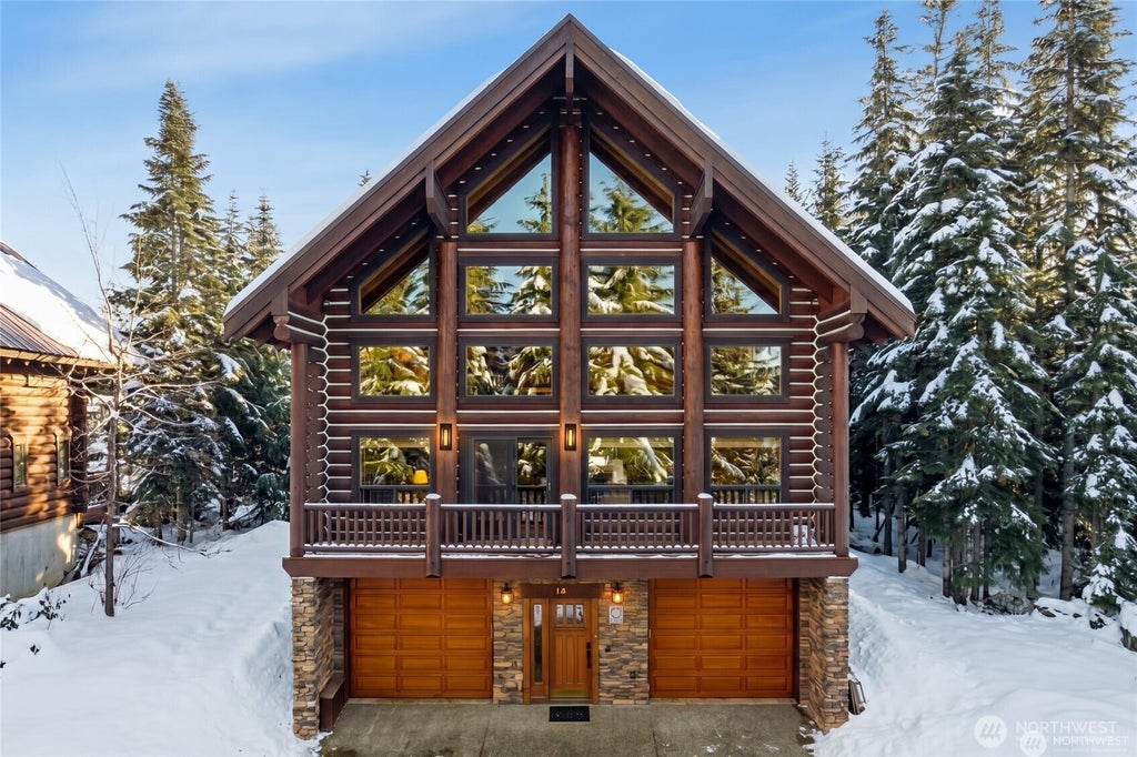 Photo of 10 Summit Way, Snoqualmie Pass, WA 98068 (MLS # 2589695)